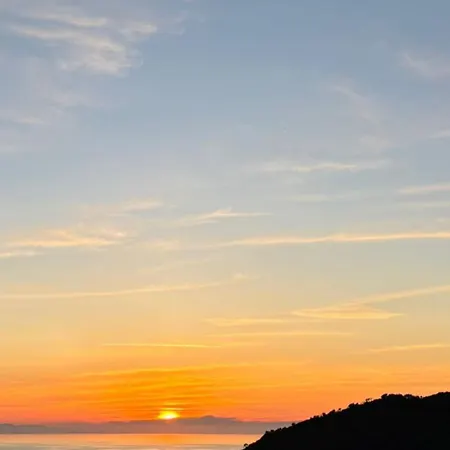 Sunset House * Patresi